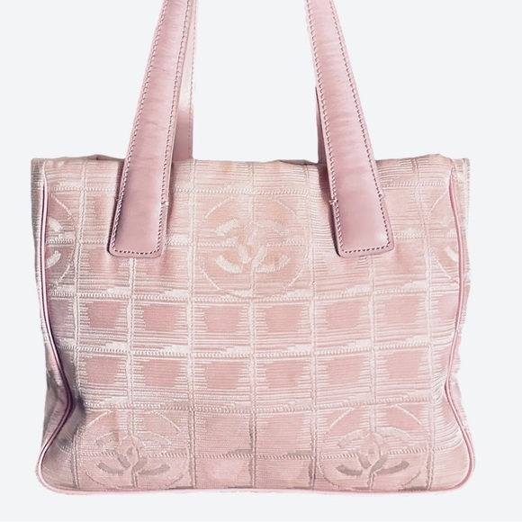 CHANEL Light Pink Quilted Tote - Picture 1 of 8
